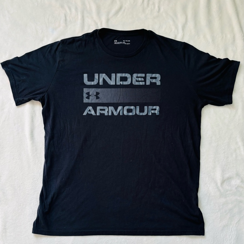 Under Armour Men's Black Graphic Tee